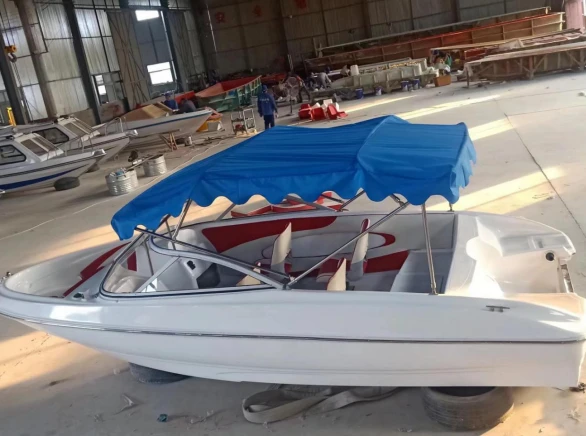 ZH550 豪华敞口快艇.png